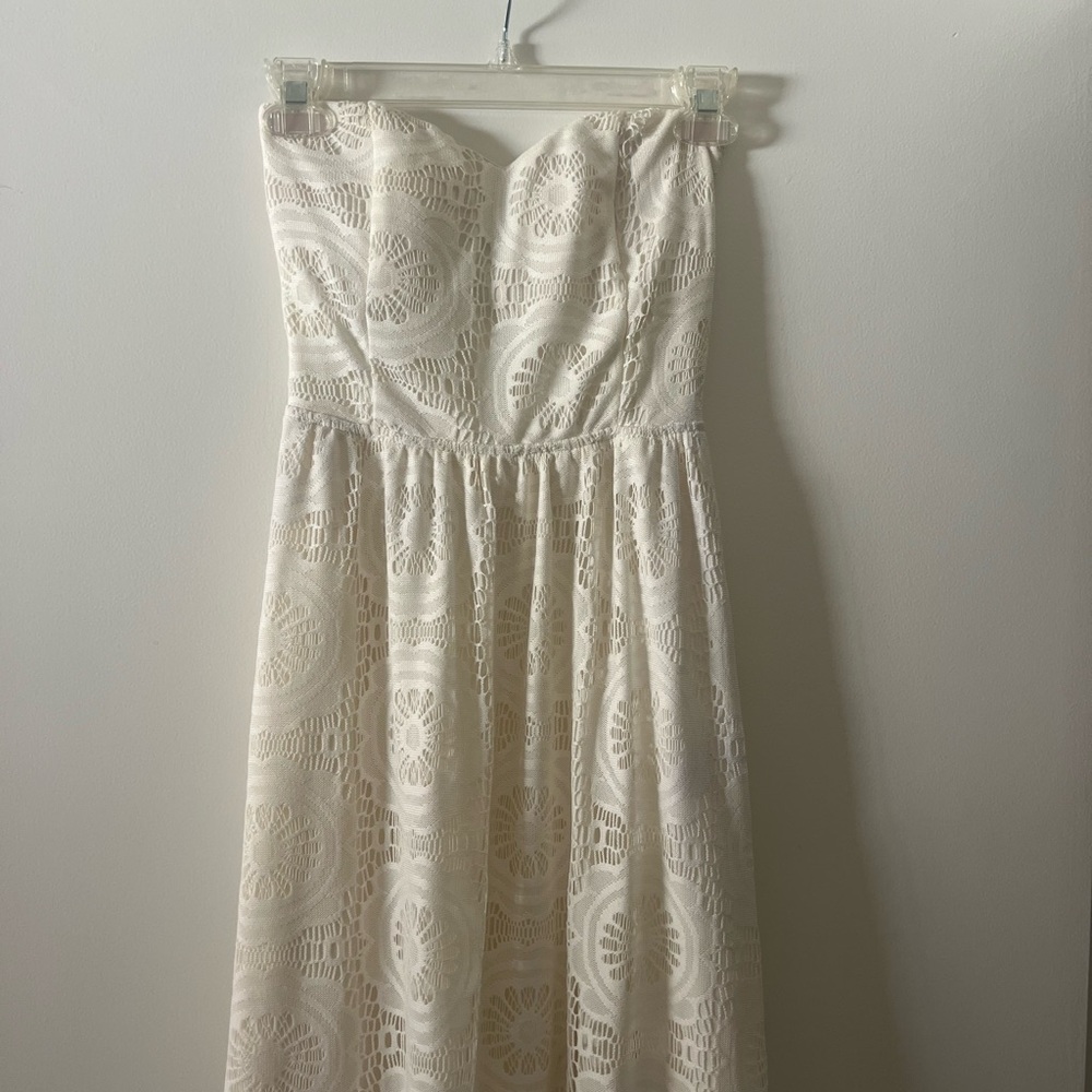 Lovely Day Cream Lace Elegance